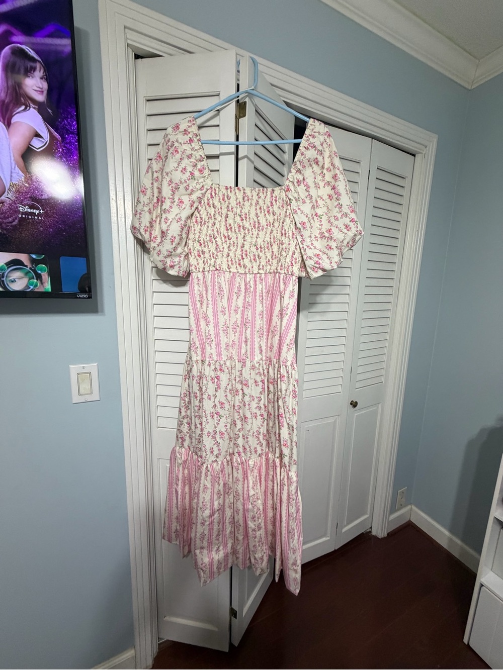Smocked Puff-Sleeve Maxi Dress in Pink and Cream